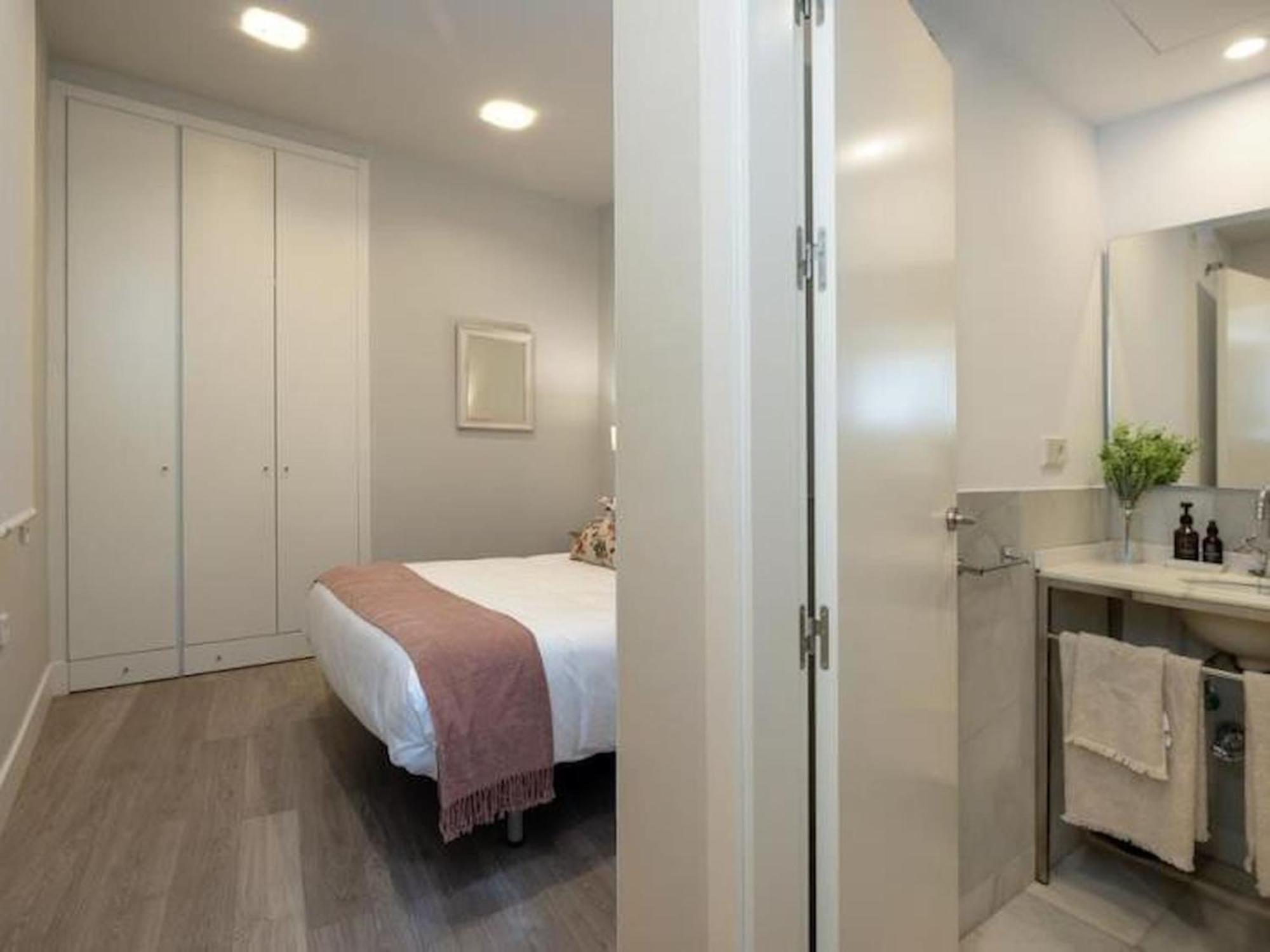 Trinidad Deluxe 5 Apartment กรานาดา ภายนอก รูปภาพ
