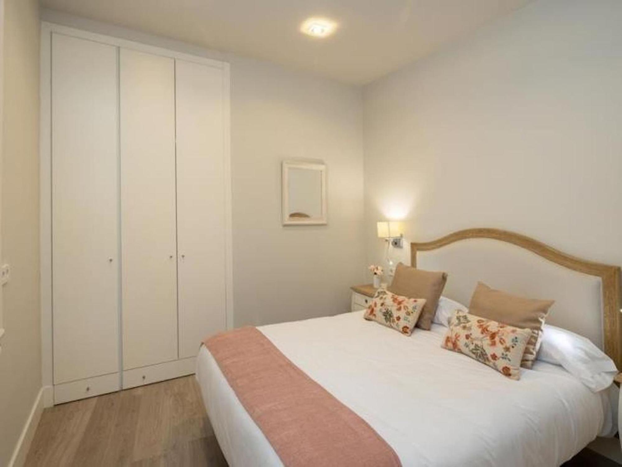 Trinidad Deluxe 5 Apartment กรานาดา ภายนอก รูปภาพ