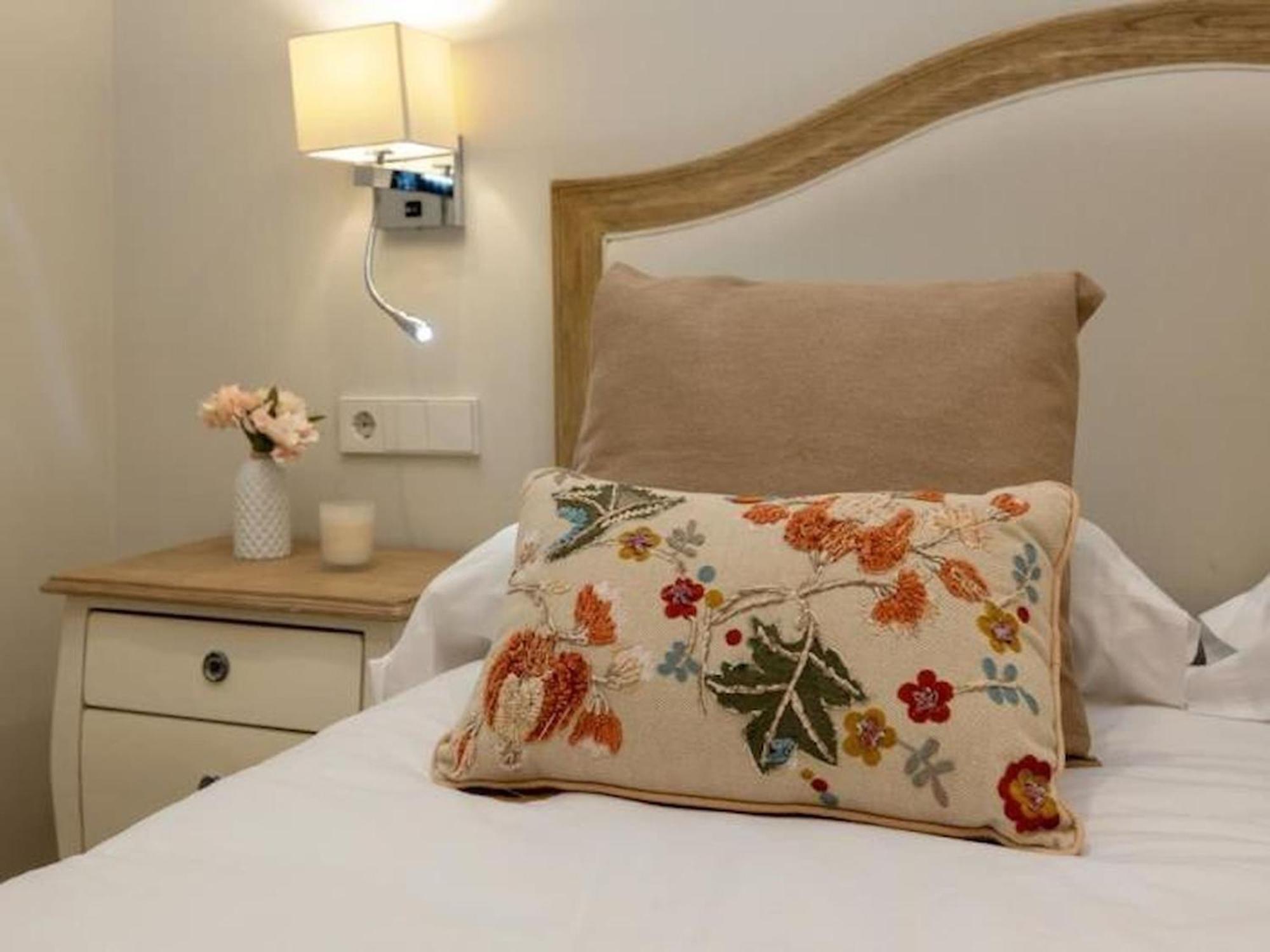 Trinidad Deluxe 5 Apartment กรานาดา ภายนอก รูปภาพ
